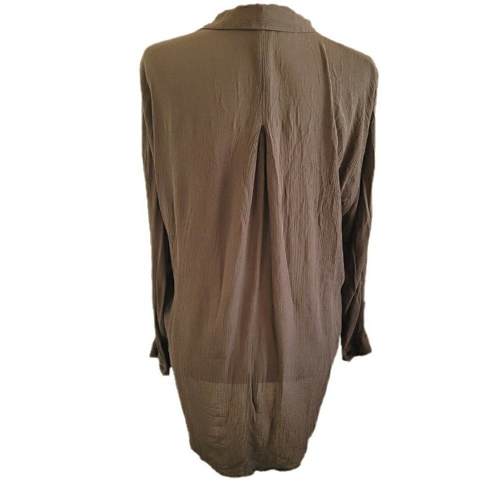 Zara Woman blouse medium Army Green , Size M , button down , hi-lo hem